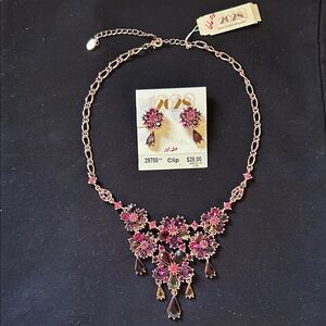 Floral Crystal Necklace and Earring Set (114)